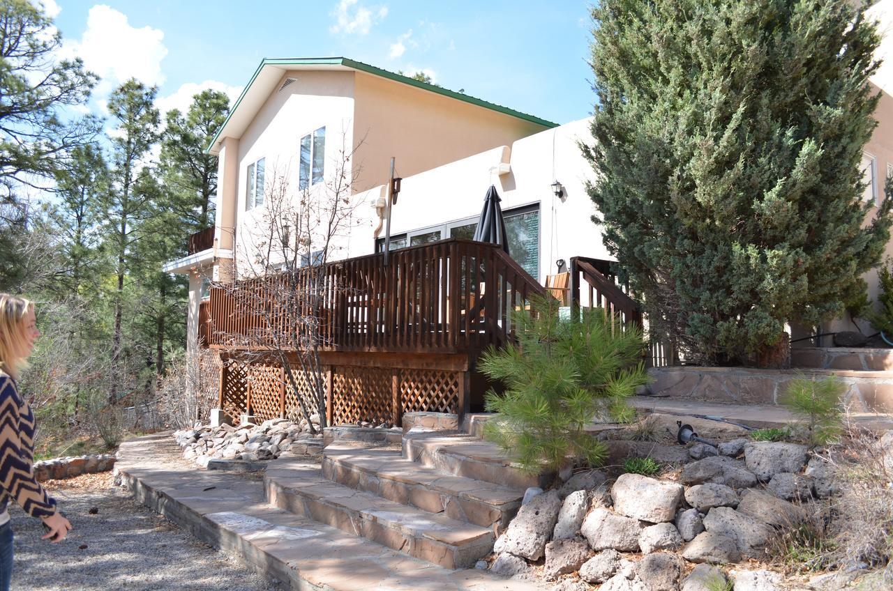לוס אלאמוס Pueblo Canyon Inn מראה חיצוני תמונה
